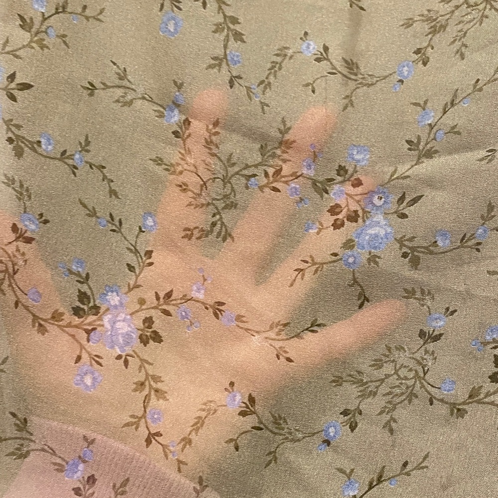 Old Navy Sheer Olive Green Floral Square Scarf 17x17 - Picture 4 of 5